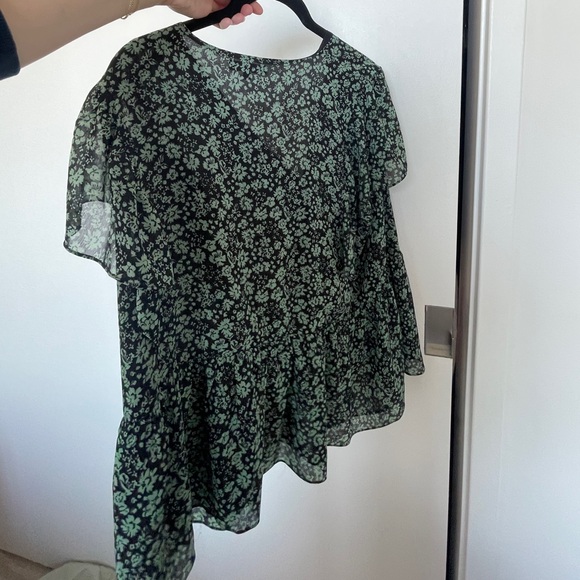 Madewell Georgette Ruffle-Sleeve Peplum Top in Fleur Field - Picture 7 of 7